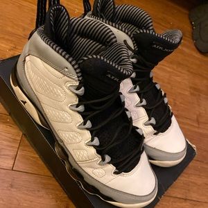 Air Jordan 9s